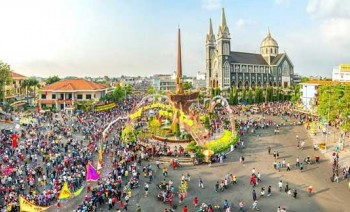 Bất động sản đáp ứng nhu cầu thực vào cuộc đua mới