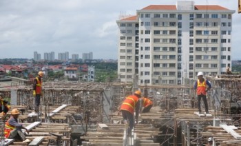 Ngân hàng bảo lãnh dự án bất động sản nhằm sàng lộc chủ đầu tư