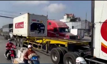 Xây cầu vượt cho 2 nút giao 