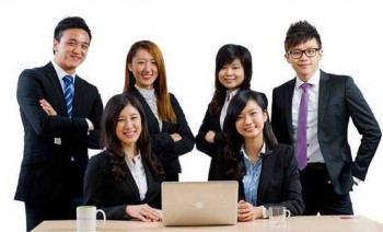 Chuyên viên môi giới bất động sản. Anh là ai ?
